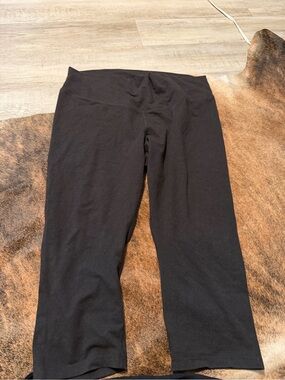 Old Navy Black Active Extra High-Rise Leggings